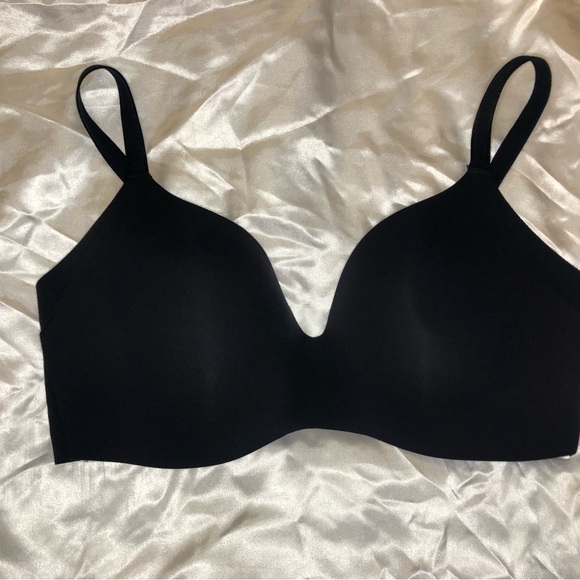 Knix Wing Woman Bra, Black (Size 7) - Picture 5 of 6